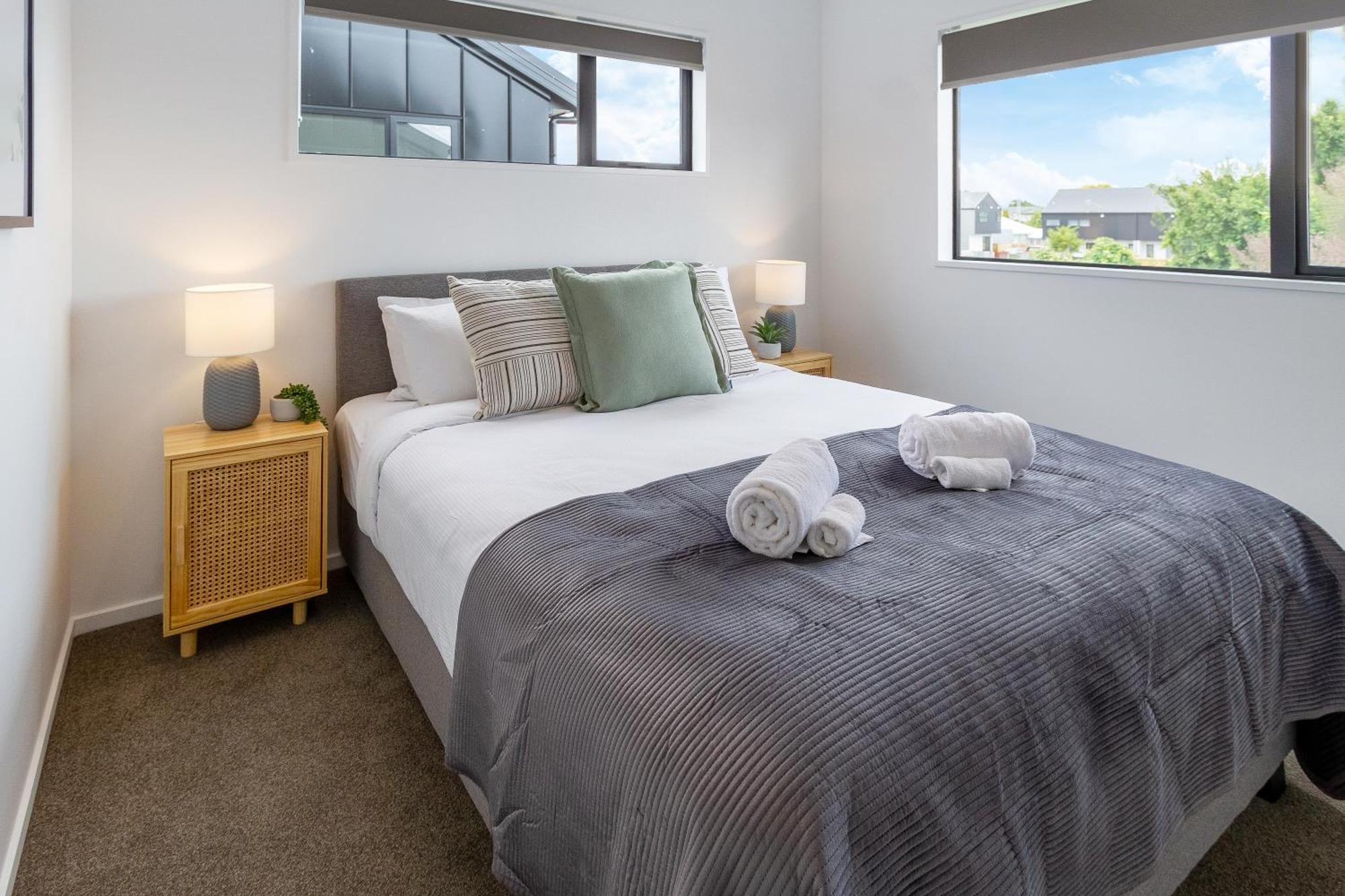2Br Townhouse: Cosy, Close To City, Car Park Christchurch Kültér fotó