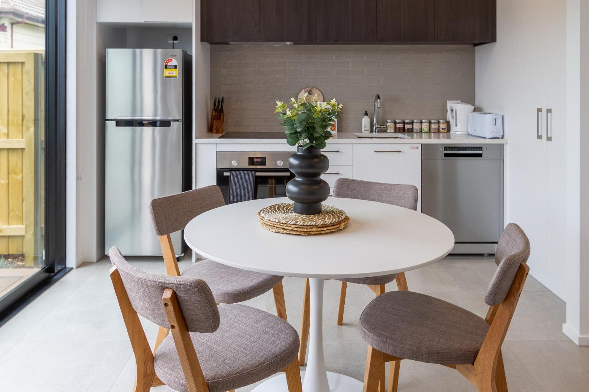 2Br Townhouse: Cosy, Close To City, Car Park Christchurch Kültér fotó